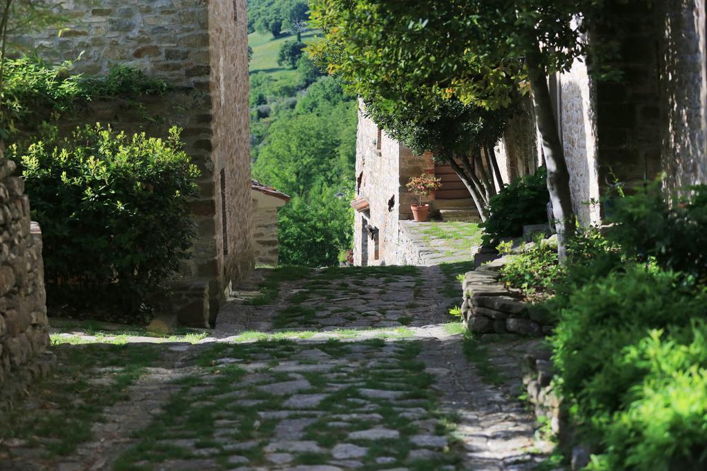 Borgo Di Carpiano Mengara Exterior foto